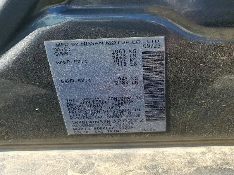 2024 NISSAN ALTIMA SV  