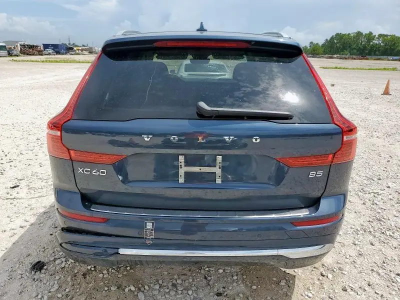 2022 VOLVO XC60 B5 INSCRIPTION  