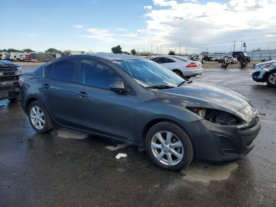 2010 MAZDA 3 I  