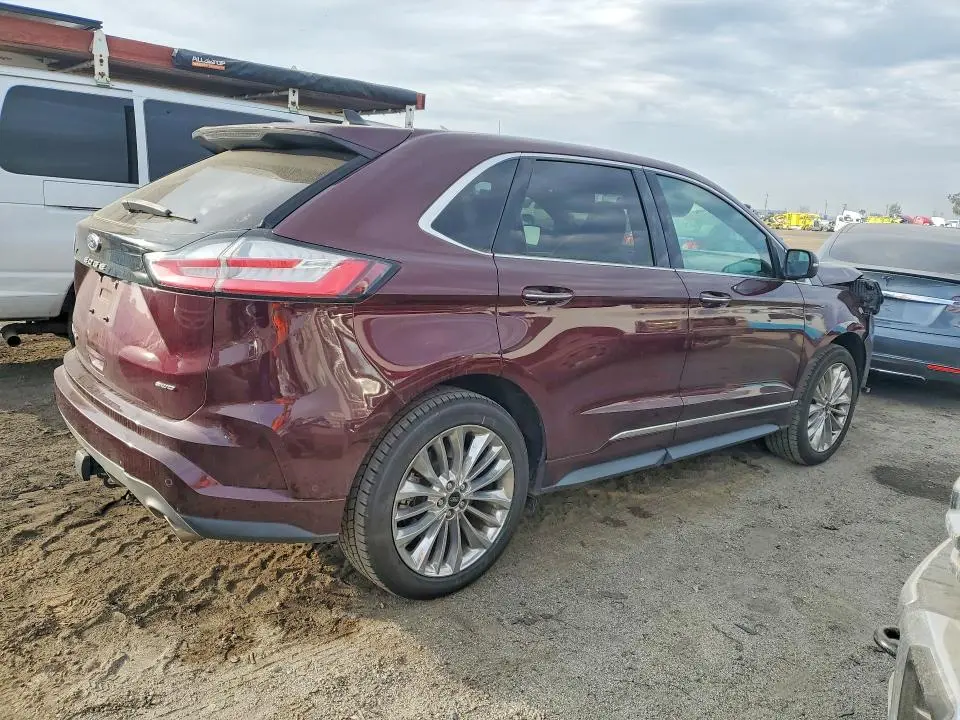 2022 FORD EDGE TITANIUM  