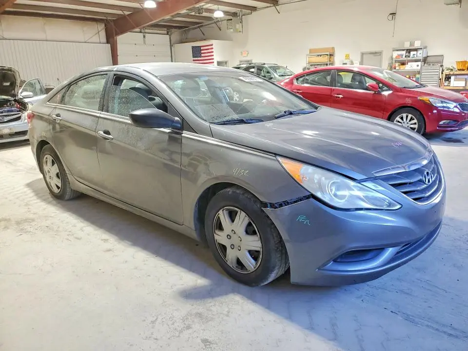 2012 HYUNDAI SONATA GLS  