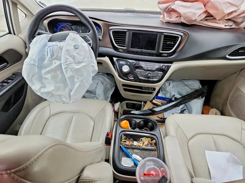 2021 CHRYSLER VOYAGER LXI  