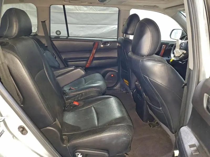 2011 TOYOTA HIGHLANDER LIMITED  