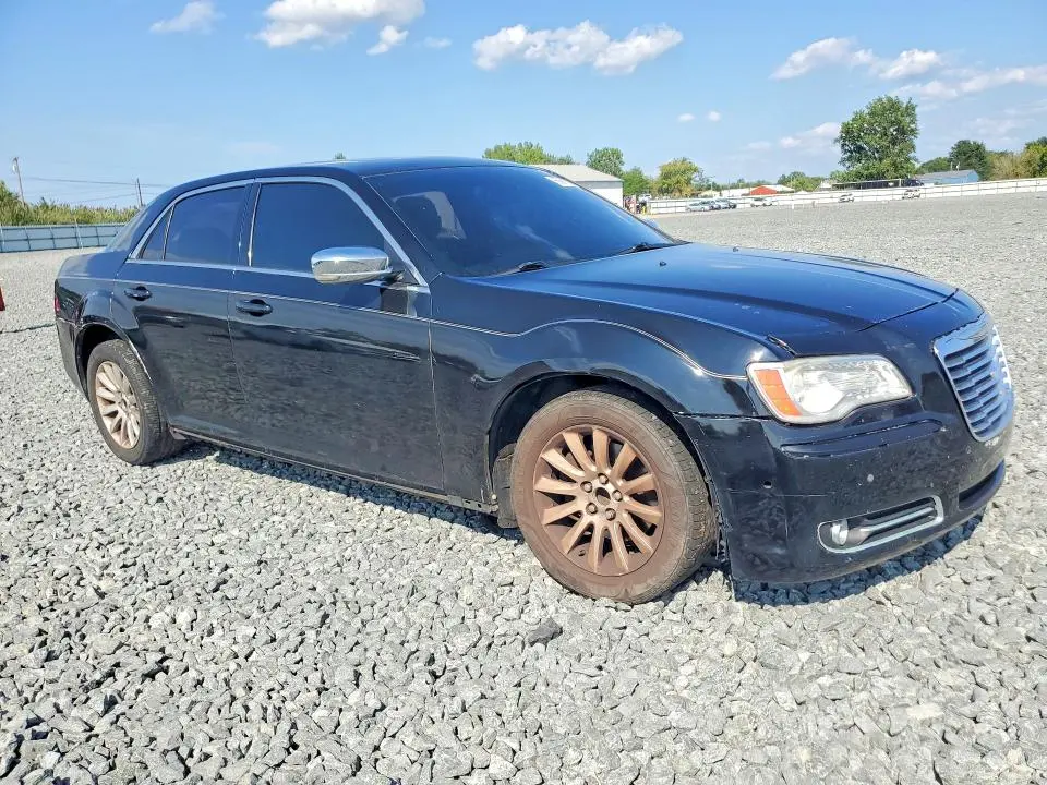 2014 CHRYSLER 300C   