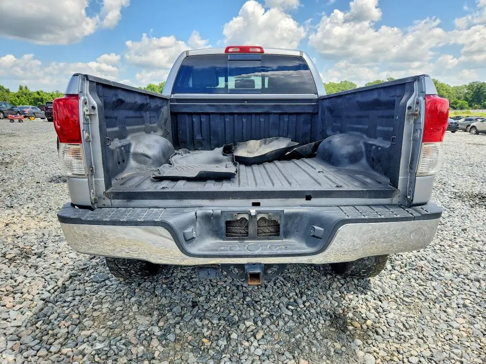 2011 TOYOTA TUNDRA DOUBLE CAB SR5  