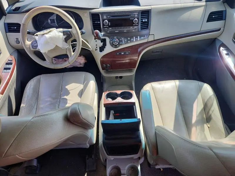 2011 TOYOTA SIENNA XLE 8-PASSENGER  