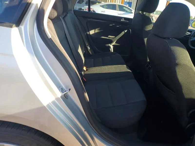 2014 VOLKSWAGEN JETTA S  