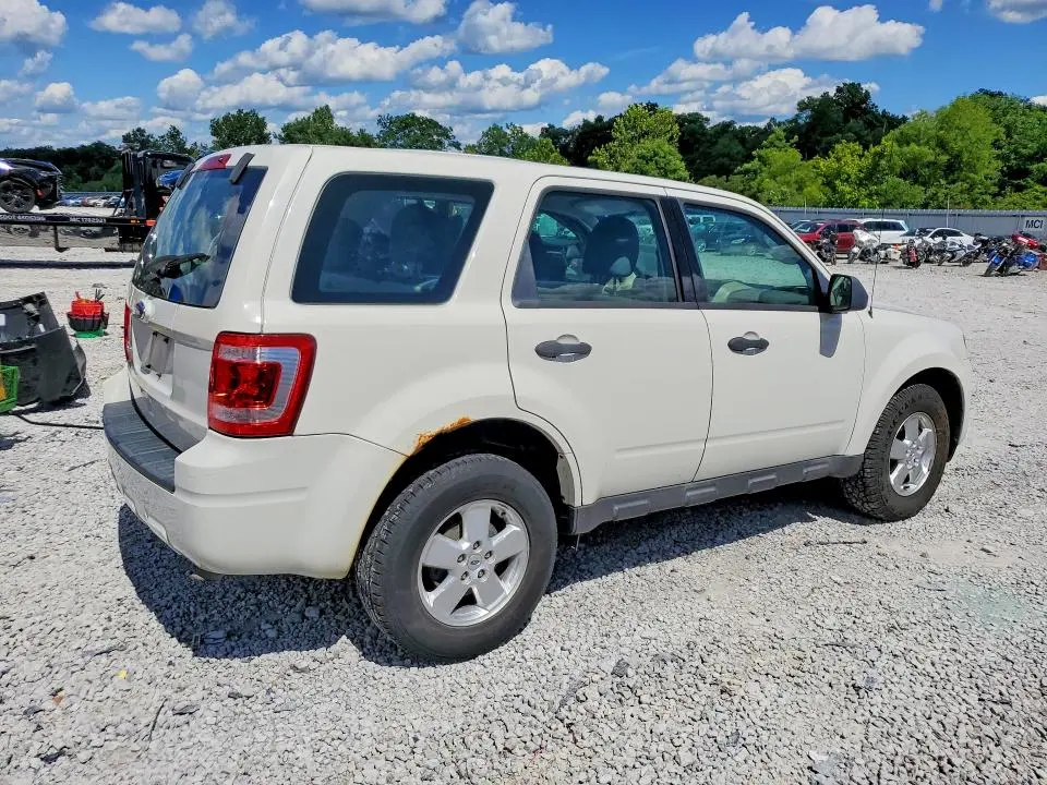 2012 FORD ESCAPE XLS  