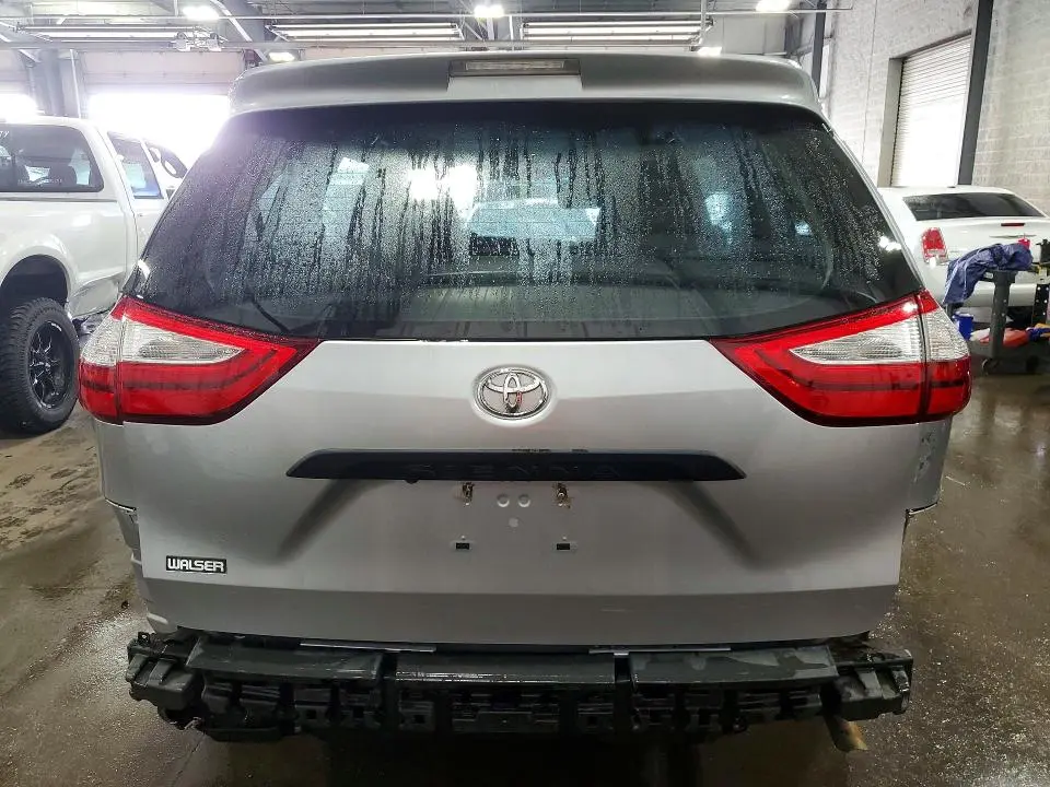 2017 TOYOTA SIENNA L 7-PASSENGER  