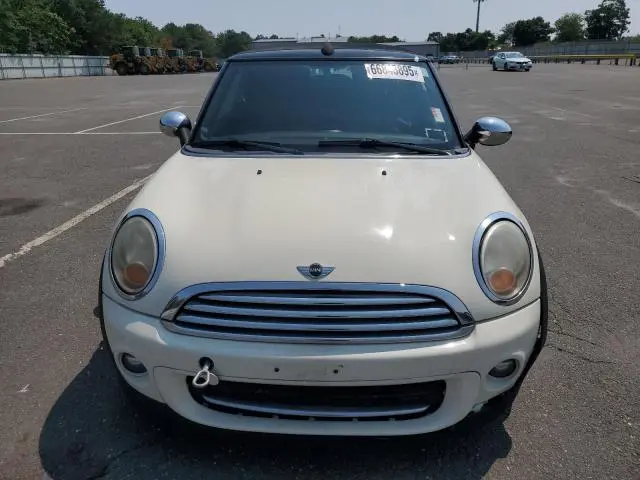 2011 MINI COOPER   