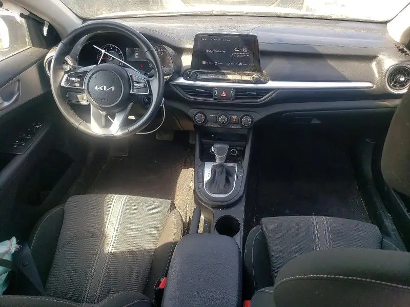 2022 KIA FORTE FE  
