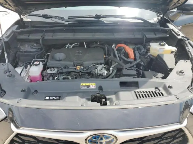 2021 TOYOTA HIGHLANDER HYBRID XLE  
