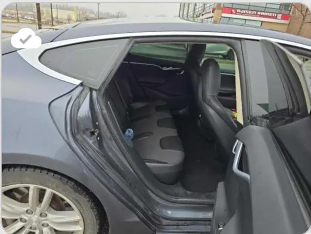 2015 TESLA MODEL S   
