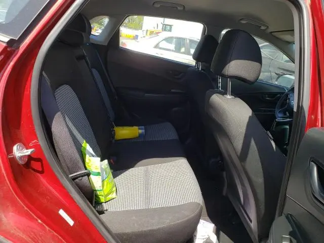 2023 HYUNDAI KONA SE  