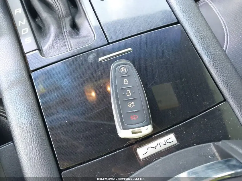 2019 FORD TAURUS LIMITED