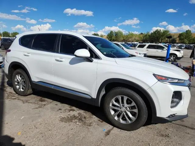 2019 HYUNDAI SANTA FE SE  