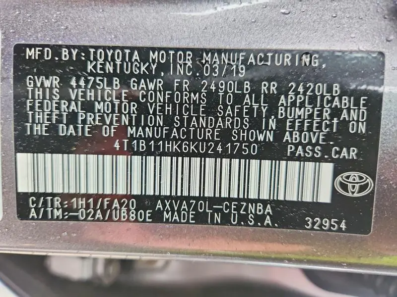 2019 TOYOTA CAMRY LE  