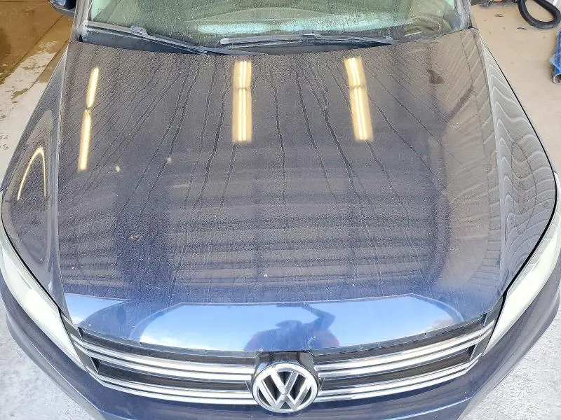 2013 VOLKSWAGEN TIGUAN S  