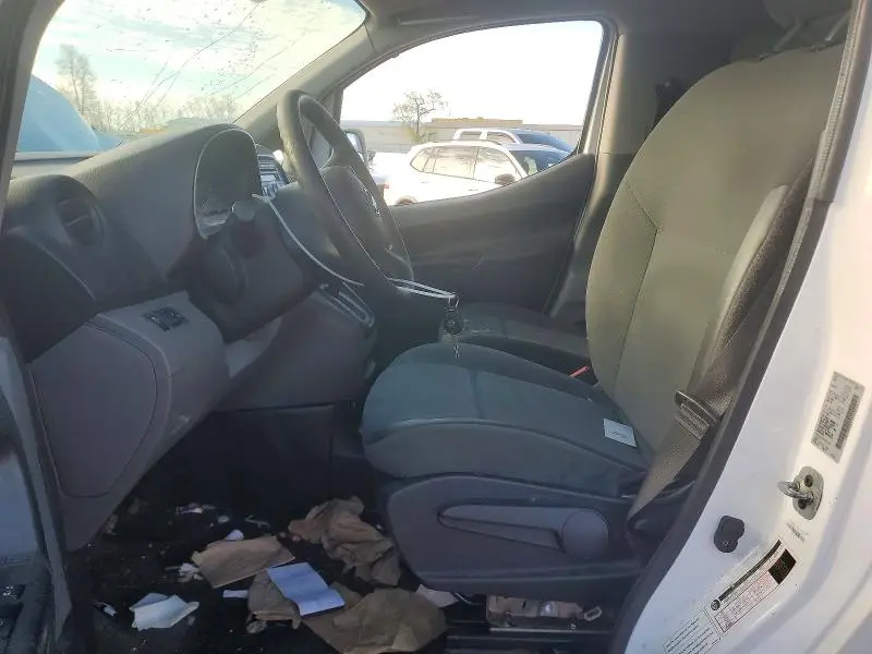 2016 NISSAN NV200 SV  
