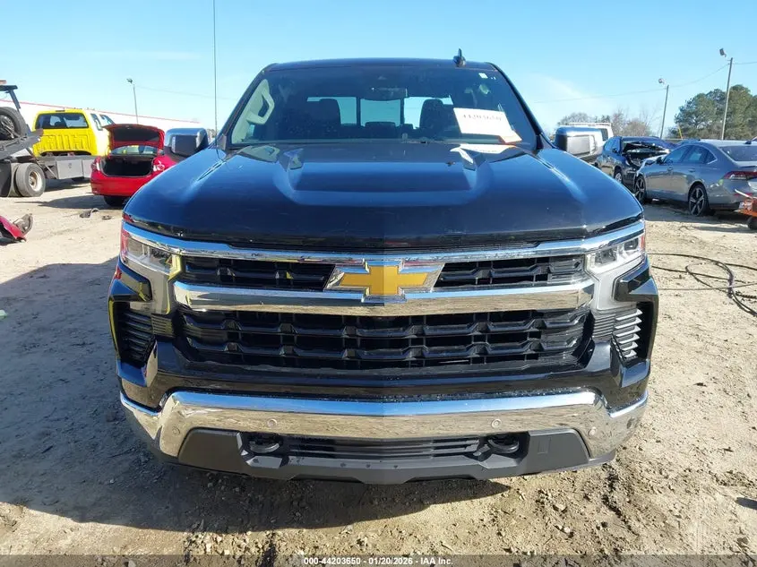 2025 CHEVROLET SILVERADO 1500 4WD  STANDARD BED LT