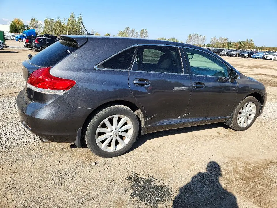2012 TOYOTA VENZA LE  