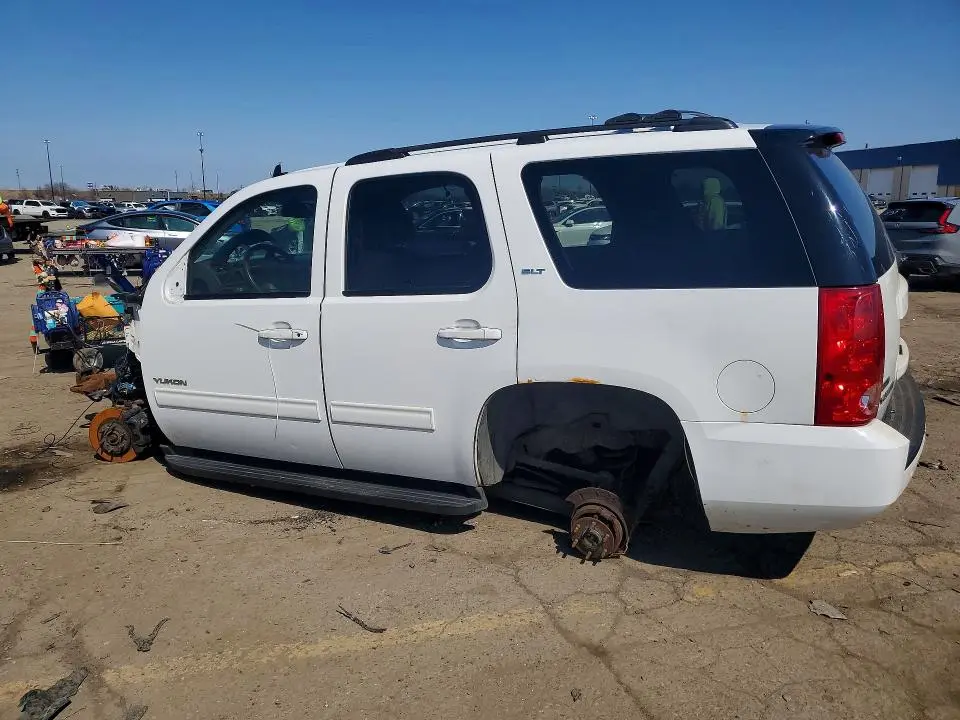 2011 GMC YUKON SLT  