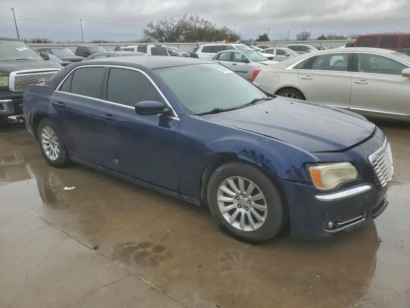 2013 CHRYSLER 300   