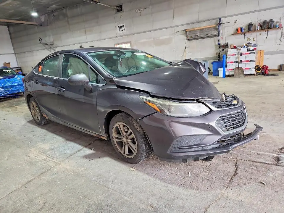 2016 CHEVROLET CRUZE LT  