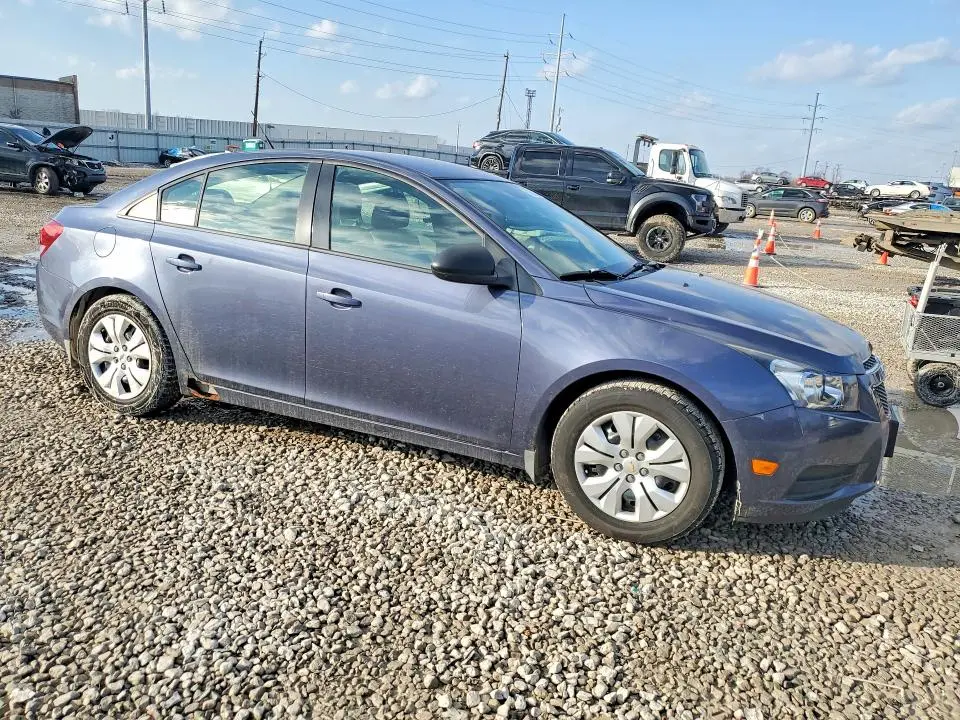 2013 CHEVROLET CRUZE LS  