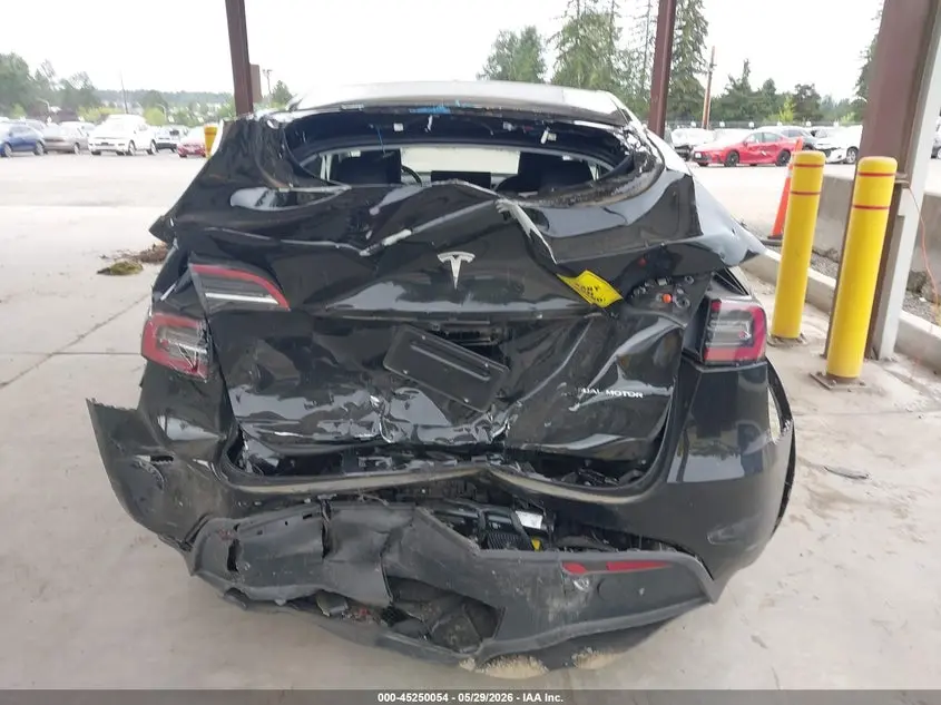 2025 TESLA MODEL Y LONG RANGE DUAL MOTOR ALL-WHEEL DRIVE