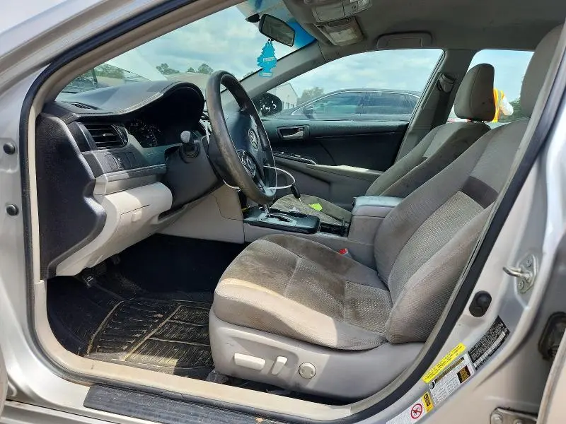 2014 TOYOTA CAMRY LE  