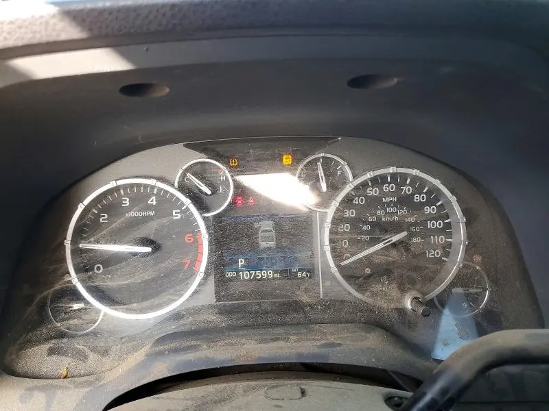 2017 TOYOTA TUNDRA SR5  