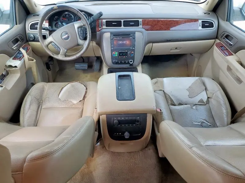 2013 GMC YUKON XL C1500 SLT  