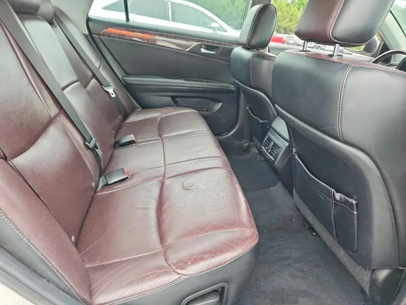 2011 TOYOTA AVALON LIMITED  