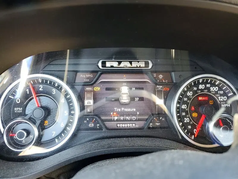 2019 RAM 1500 LARAMIE  