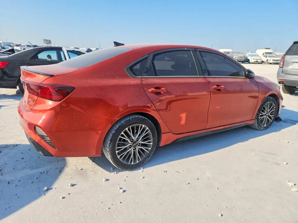 2023 KIA FORTE GT LINE  
