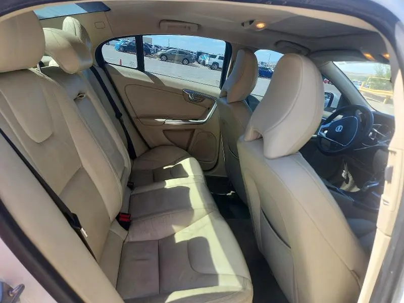 2014 VOLVO S60 T5  