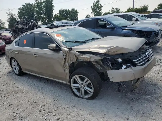 2015 VOLKSWAGEN PASSAT SE  