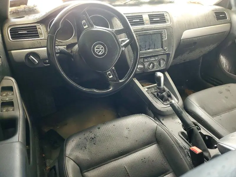 2017 VOLKSWAGEN JETTA SE  