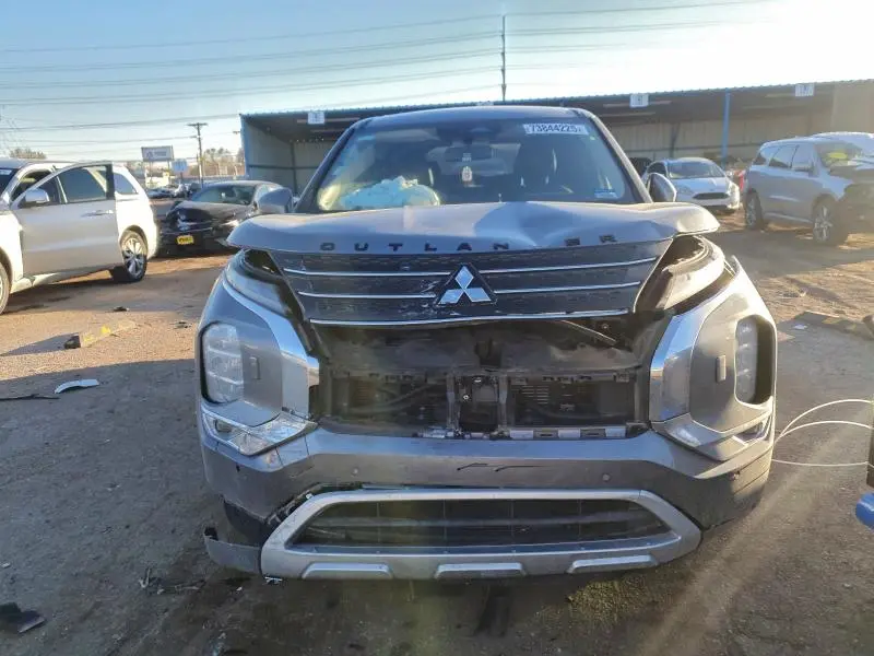 2023 MITSUBISHI OUTLANDER SE  