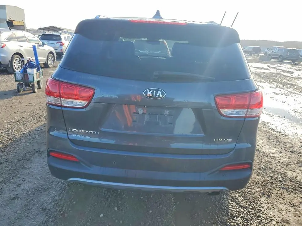 2016 KIA SORENTO EX V6  