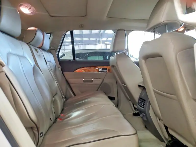 2011 LINCOLN MKX   