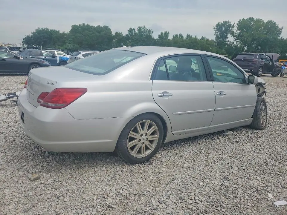 2010 TOYOTA AVALON LIMITED  