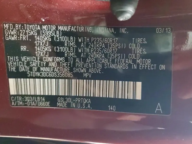 2013 TOYOTA SIENNA XLE 8-PASSENGER  