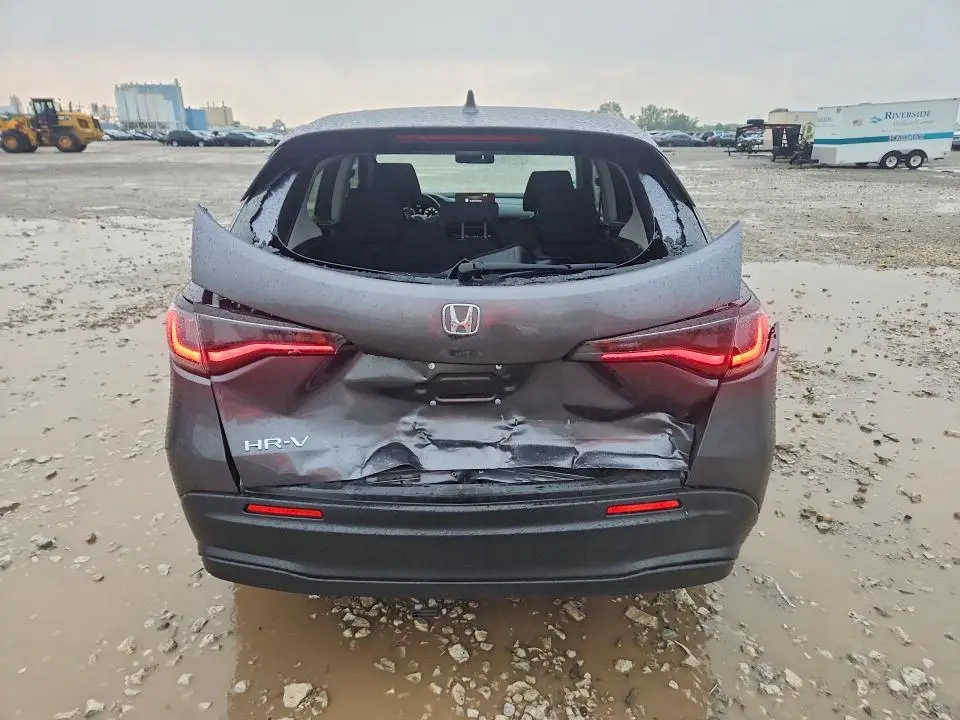 2025 HONDA HR-V LX  