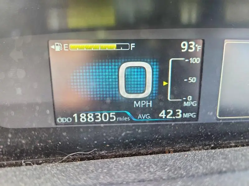 2021 TOYOTA PRIUS LE AWD-E  