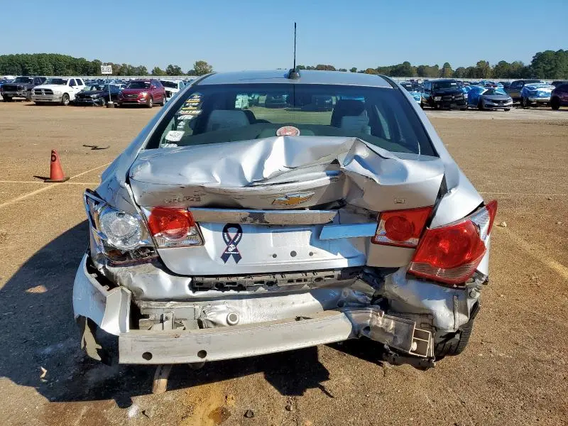 2015 CHEVROLET CRUZE LT  