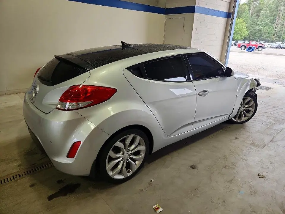 2016 HYUNDAI VELOSTER BASE  