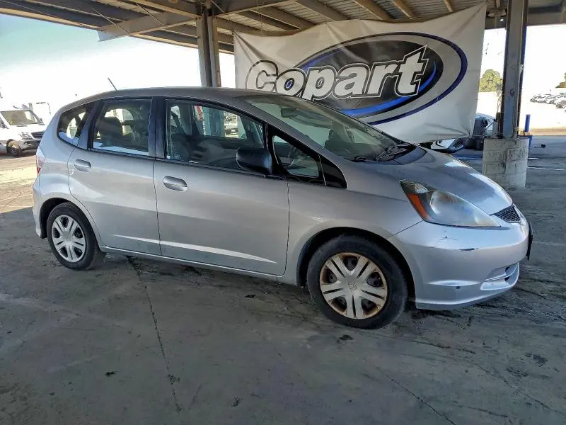 2011 HONDA FIT   