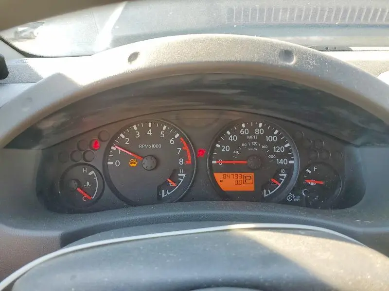 2015 NISSAN FRONTIER S  